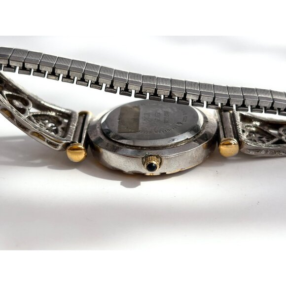 Wrangler Dual Toned Stretch Bracelet Ladies Vintage Wristwatch - 28mm - WORKS! - Picture 6 of 9